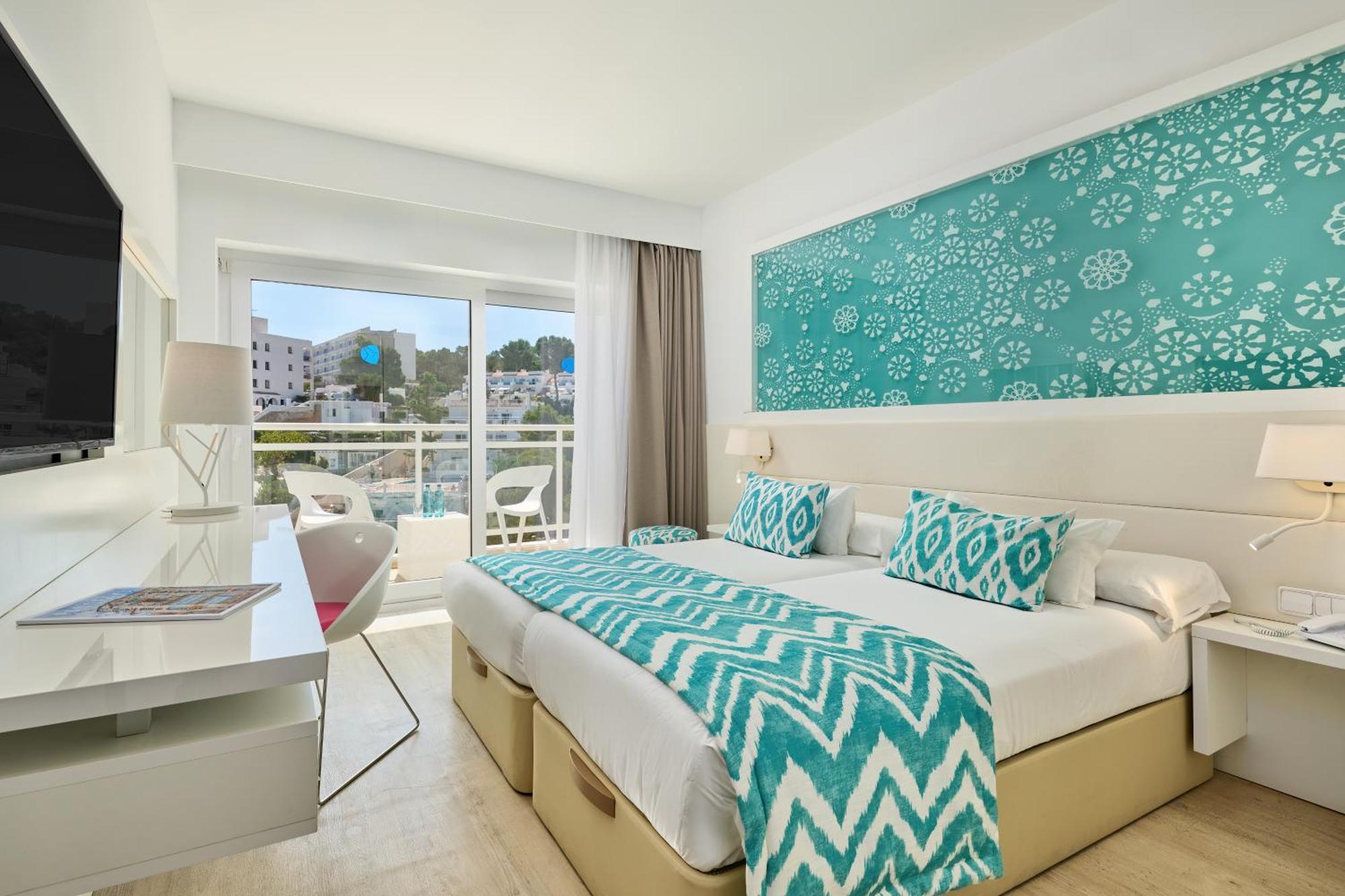 Double Room with Side Sea View